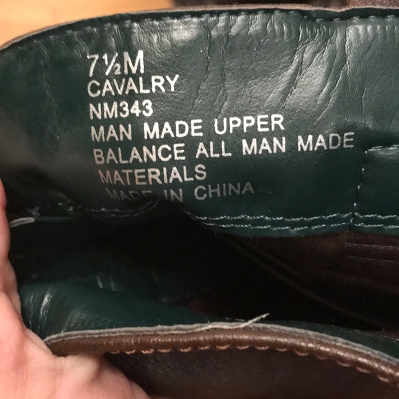 Tall chocolate brown boots - Picture 4 of 4